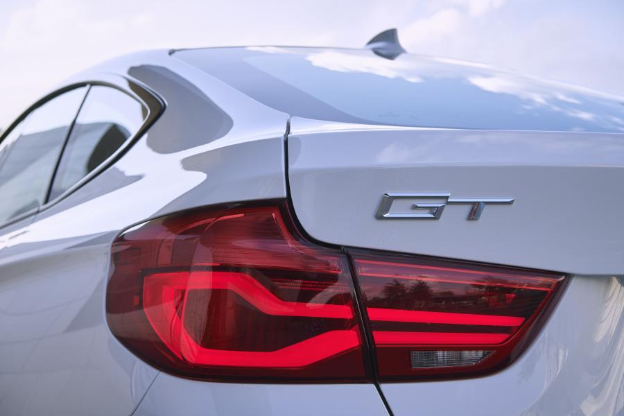 Логотип BMW 340i Gran Turismo Sport Line (F34) 2016 года  (WW) (фото 33 из 40)